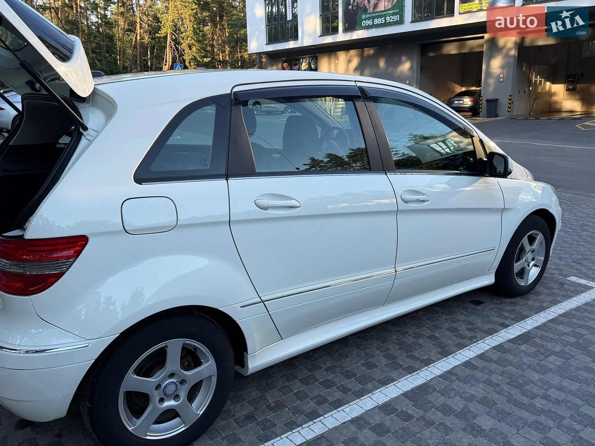 Mercedes-Benz B-Class 2011 VIN WDD2452311J738911 фото оголошення 2 з 36