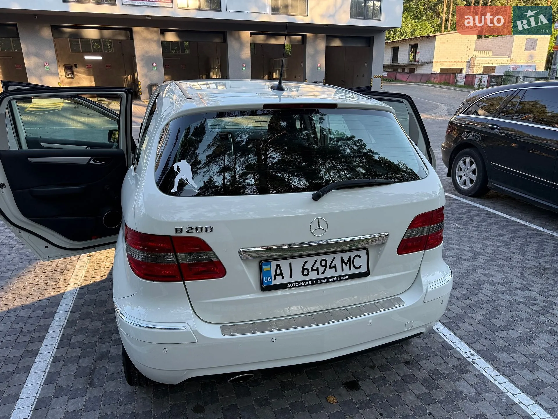Mercedes-Benz B-Class 2011 VIN WDD2452311J738911 фото оголошення 9 з 36