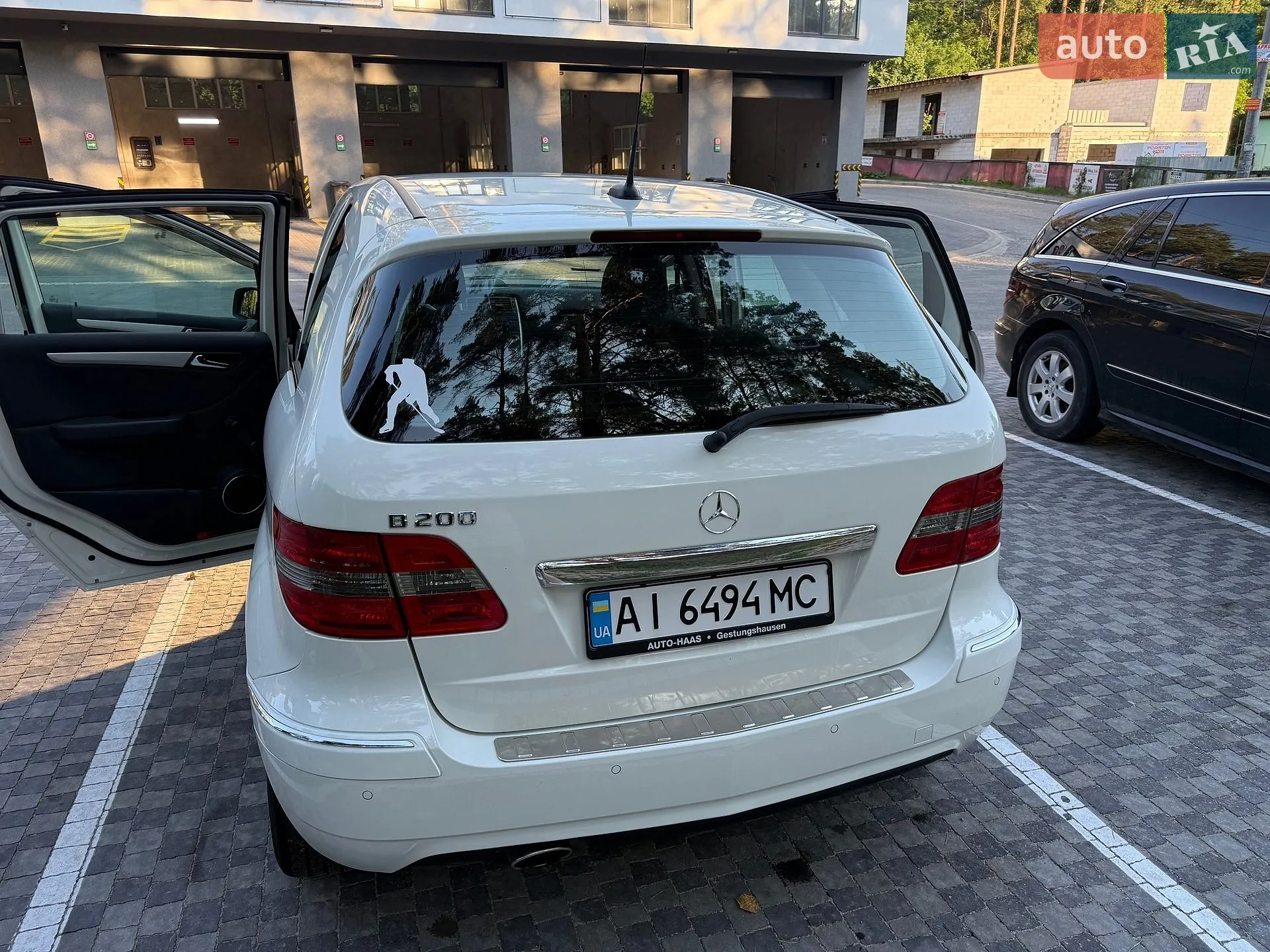 Mercedes-Benz B-Class 2011 VIN WDD2452311J738911 фото оголошення 10 з 36