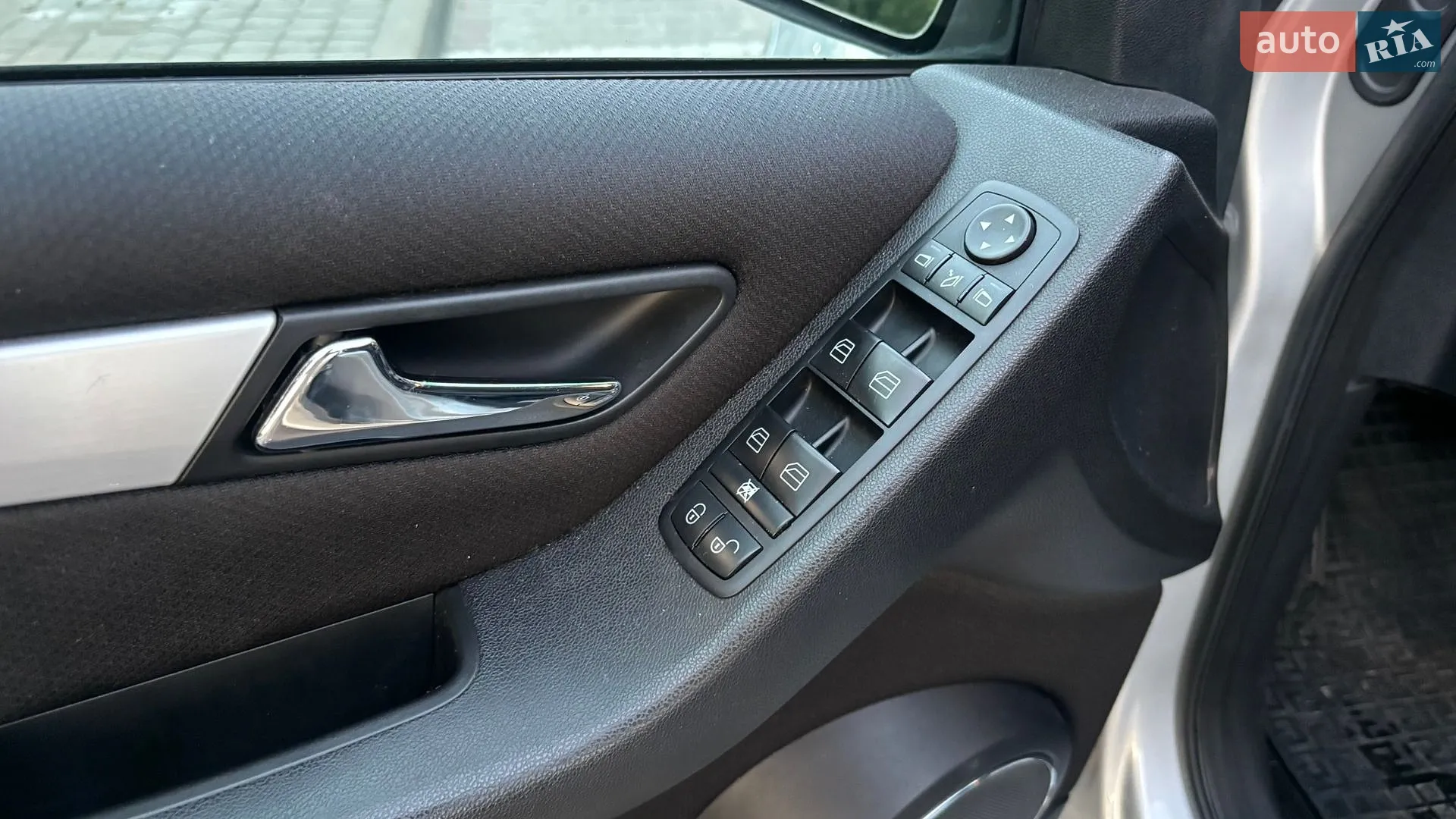 2015 Kia Sorento - мініатюра 18