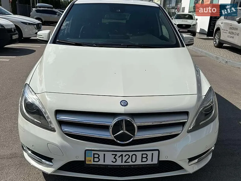 Mercedes-Benz B-Class 2012