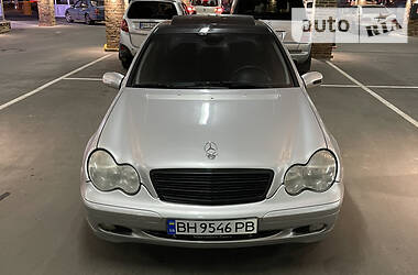 Седан Mercedes-Benz C 200 2001 в Одессе