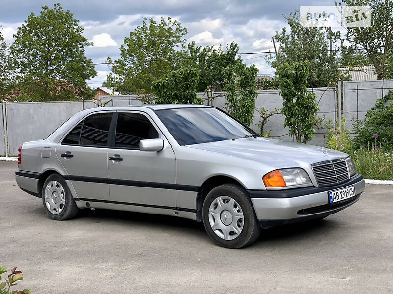 Mercedes-Benz C 200