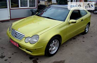 Купе Mercedes-Benz C-Class 2001 в 