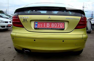 Купе Mercedes-Benz C-Class 2001 в 