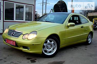 Купе Mercedes-Benz C-Class 2001 в 