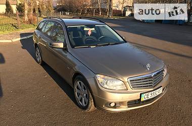 Универсал Mercedes-Benz C-Class 2010 в Черновцах