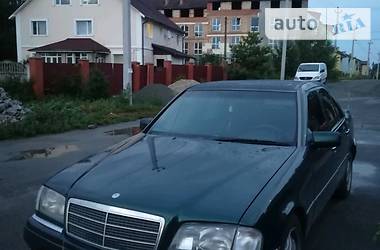 Седан Mercedes-Benz C-Class 1995 в Киеве