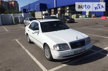 Седан Mercedes-Benz C-Class 1993 в 