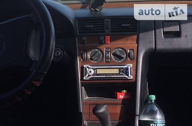 Седан Mercedes-Benz C-Class 1993 в 