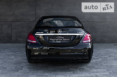 Седан Mercedes-Benz C-Class 2017 в 