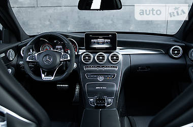 Седан Mercedes-Benz C-Class 2017 в 