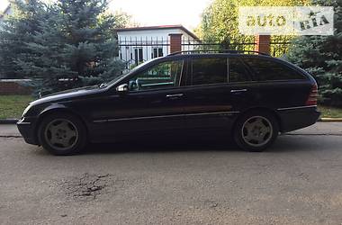 Універсал Mercedes-Benz C-Class 2002 в 