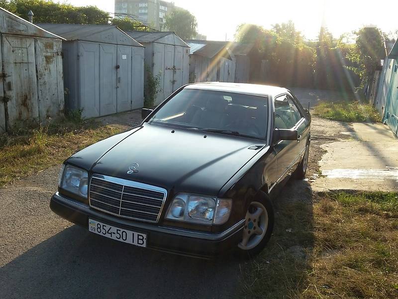 Купе Mercedes-Benz C-Class 1992 в Ивано-Франковске