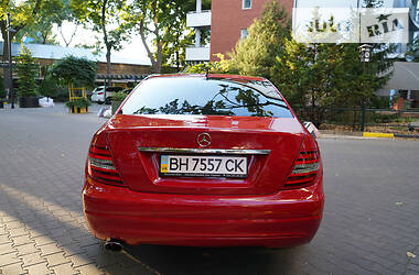 Седан Mercedes-Benz C-Class 2011 в Одессе