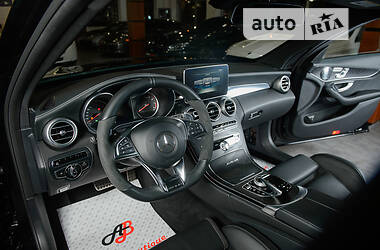 Седан Mercedes-Benz C-Class 2017 в 