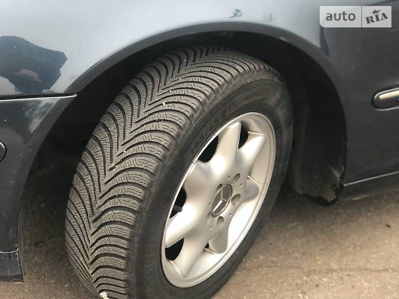 Седан Mercedes-Benz C-Class 2003 в Києві