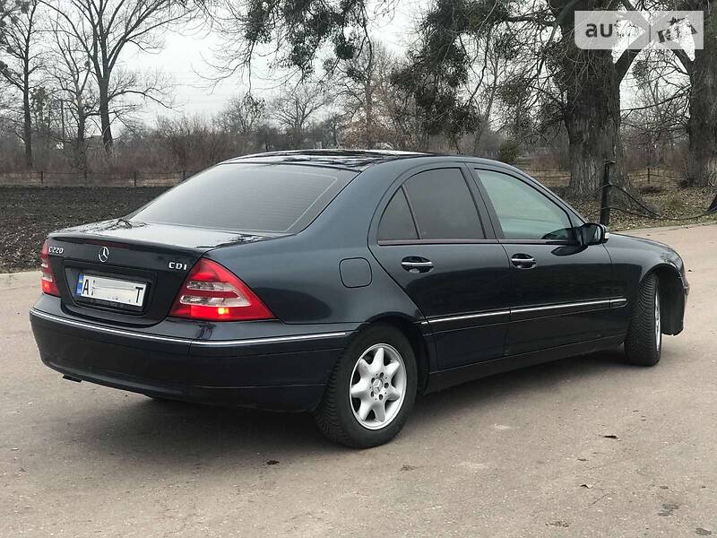 Седан Mercedes-Benz C-Class 2003 в Києві