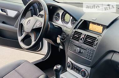 Універсал Mercedes-Benz C-Class 2009 в 
