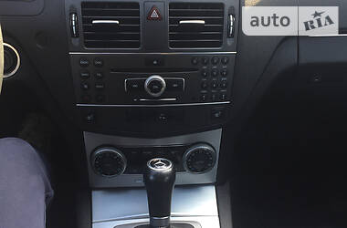 Універсал Mercedes-Benz C-Class 2010 в 