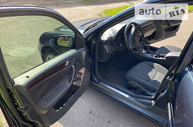 Седан Mercedes-Benz C-Class 2001 в 