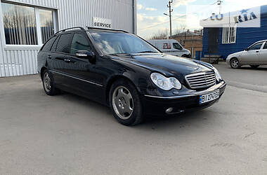 Універсал Mercedes-Benz C-Class 2002 в 