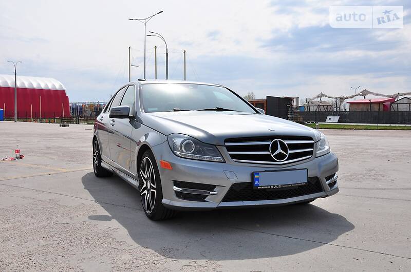 Седан Mercedes-Benz C-Class 2013 в Киеве
