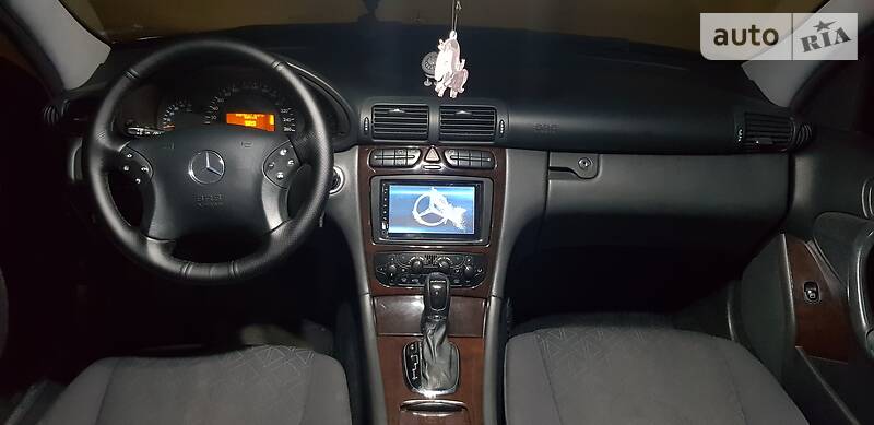 Універсал Mercedes-Benz C-Class 2004 в Одесі фото 11 Універсал Mercedes-Benz C-Class 2004 в Одесі