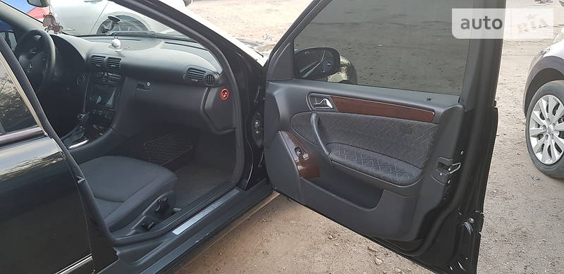 Універсал Mercedes-Benz C-Class 2004 в Одесі фото 13 Універсал Mercedes-Benz C-Class 2004 в Одесі
