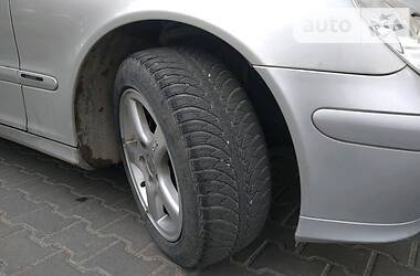 Універсал Mercedes-Benz C-Class 2005 в 