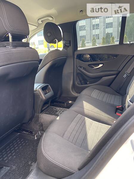 Универсал Mercedes-Benz C-Class 2016 в Львове