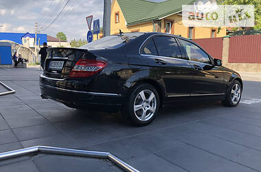 Седан Mercedes-Benz C-Class 2011 в 