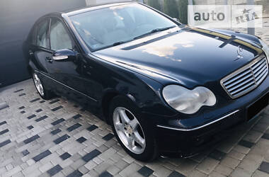 Седан Mercedes-Benz C-Class 2001 в Ровно