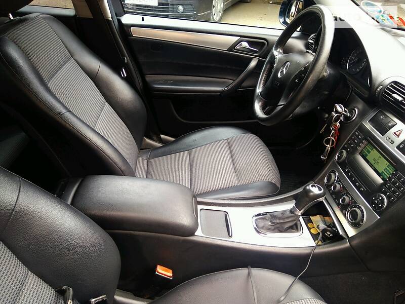Універсал Mercedes-Benz C-Class 2007 в Стрию