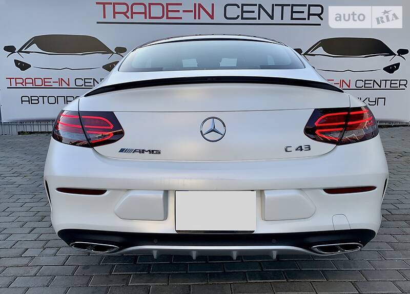 Купе Mercedes-Benz C-Class 2017 в Києві
