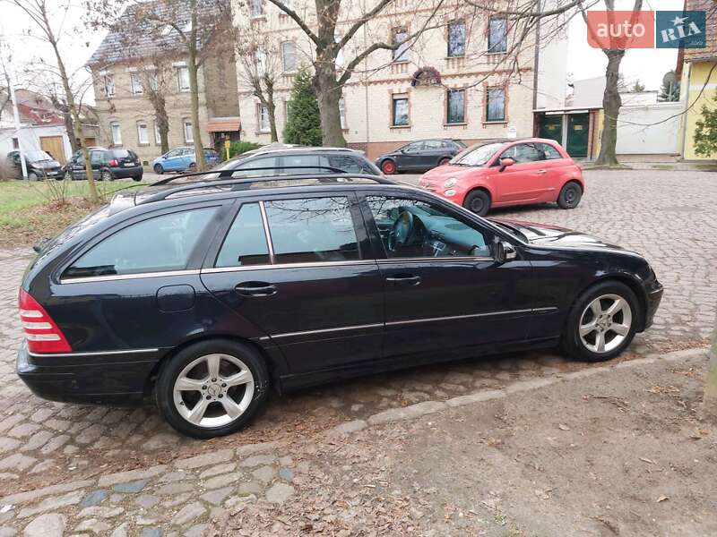 Универсал Mercedes-Benz C-Class 2004 в Шептицькому