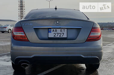 Купе Mercedes-Benz C-Class 2012 в Виннице