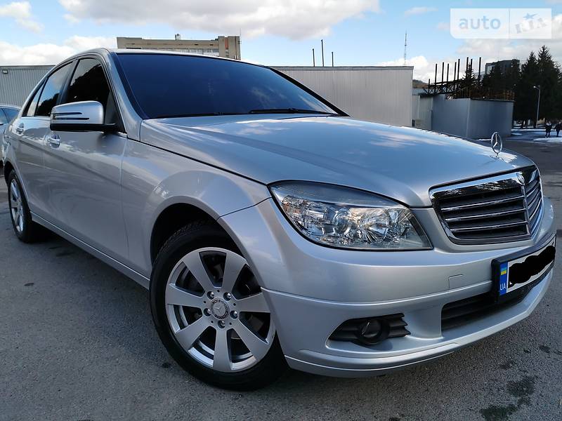 Седан Mercedes-Benz C-Class 2009 в Львове