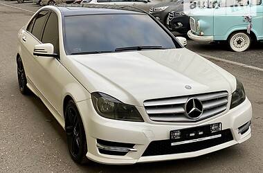 Седан Mercedes-Benz C-Class 2011 в 