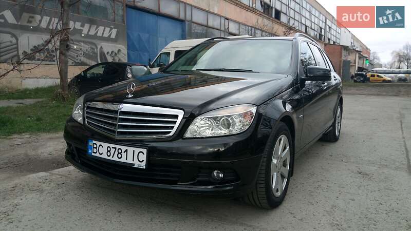 Универсал Mercedes-Benz C-Class 2009 в Львове