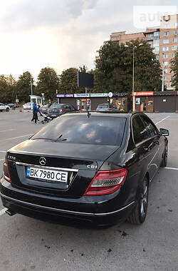 Седан Mercedes-Benz C-Class 2008 в Ровно