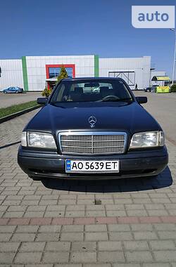 Седан Mercedes-Benz C-Class 1997 в Тячеві