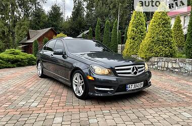 Седан Mercedes-Benz C-Class 2012 в Коломые