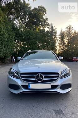 Універсал Mercedes-Benz C-Class 2016 в Ужгороді
