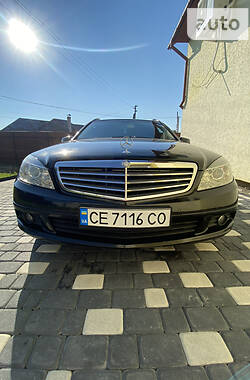 Универсал Mercedes-Benz C-Class 2010 в Черновцах