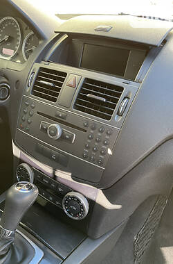 Универсал Mercedes-Benz C-Class 2010 в 