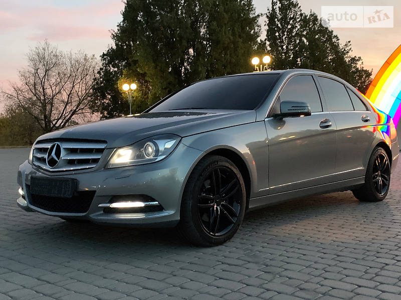 Седан Mercedes-Benz C-Class 2012 в Запорожье