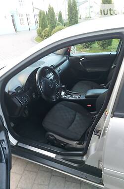 Седан Mercedes-Benz C-Class 2005 в 