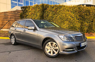 Универсал Mercedes-Benz C-Class 2013 в Киеве