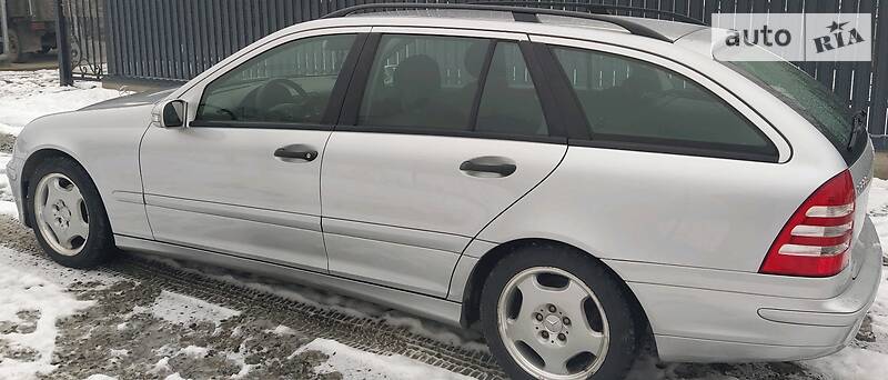 Універсал Mercedes-Benz C-Class 2006 в Ганичах